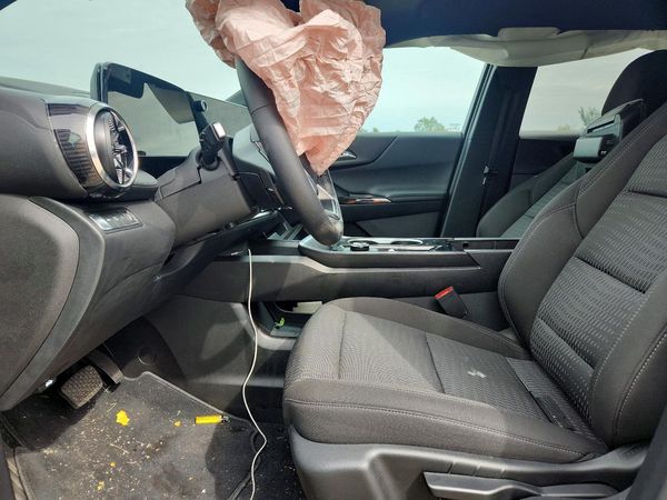 2026 CHEVROLET EQUINOX 2LT — DENT