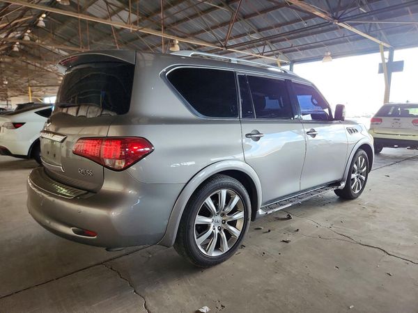 2012 INFINITI QX56