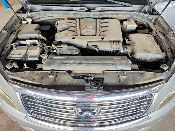 2012 INFINITI QX56