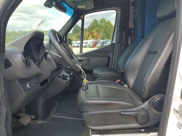 2023 MERCEDES-BENZ SPRINTER 907 (VS30) — DENT