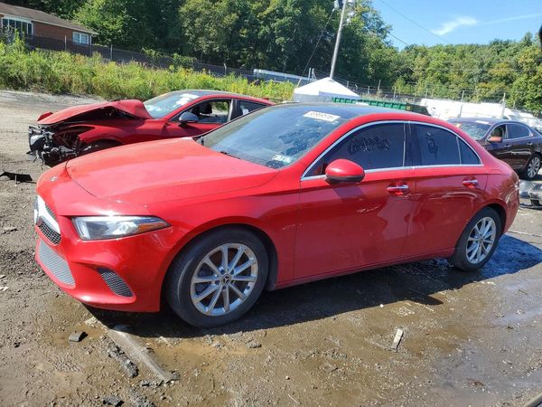 2020 MERCEDES-BENZ A-CLASS A220 — Front 3/4