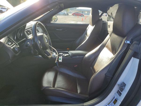 2012 BMW Z4 sDrive35is — DENT