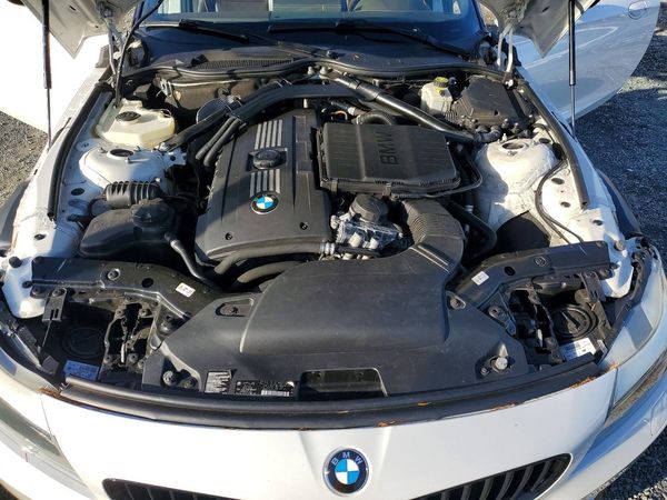 2012 BMW Z4 sDrive35is — Engine bay