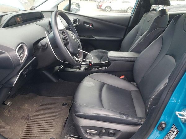 2022 TOYOTA PRIUS