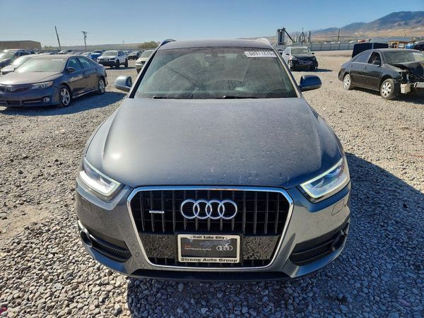 2015 AUDI Q3 quattro Prestige