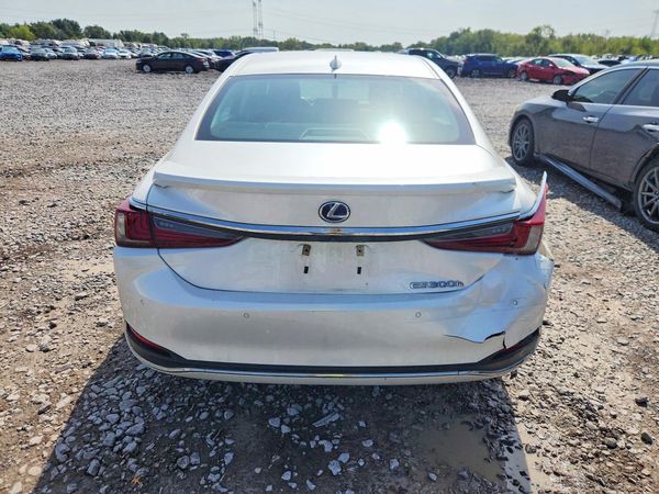 2021 LEXUS ES — DIRR