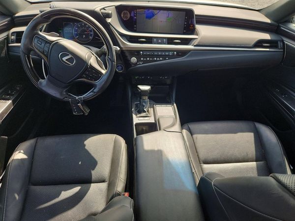 2021 LEXUS ES — CKPT