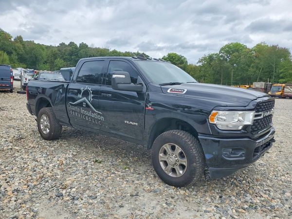2024 RAM 3500 — Passenger 3/4