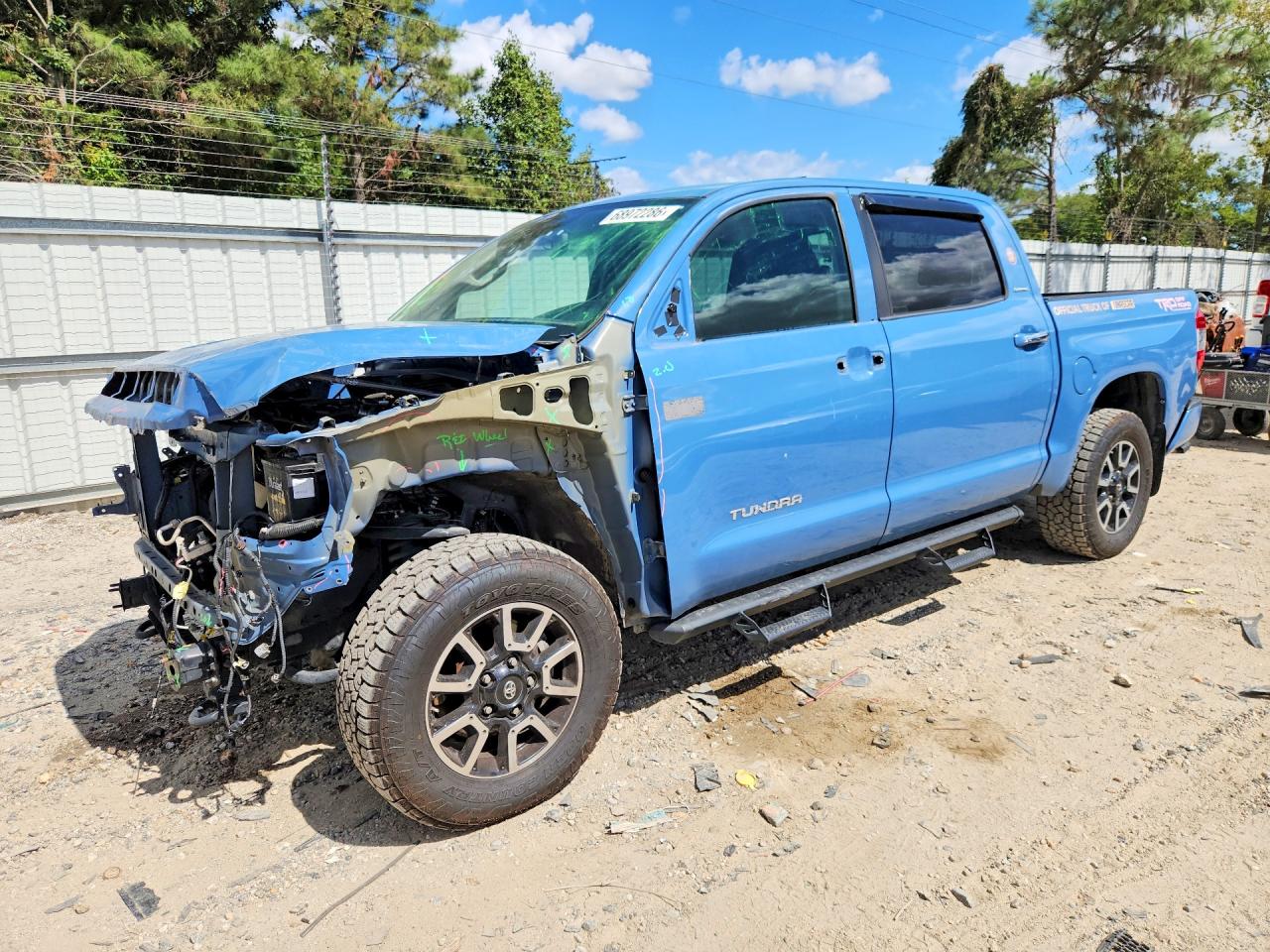 2020 TOYOTA TUNDRA Limited Grade — Front 3/4