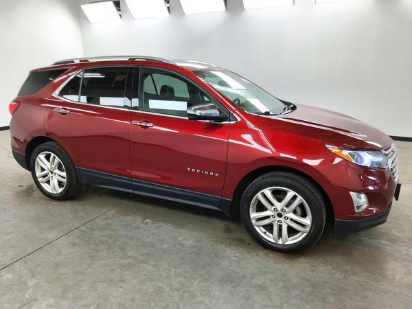 2018 CHEVROLET EQUINOX Premier (1LZ) — Passenger 3/4