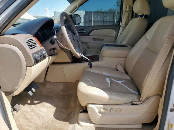 2013 CHEVROLET TAHOE LTZ