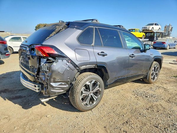 2022 TOYOTA RAV4 XSE