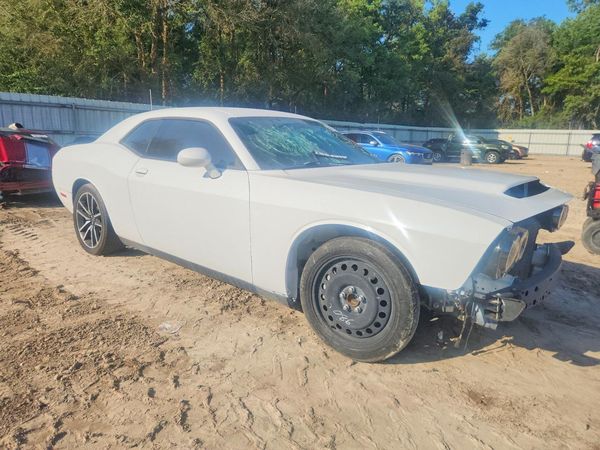 2023 DODGE CHALLENGER R/T — Passenger 3/4