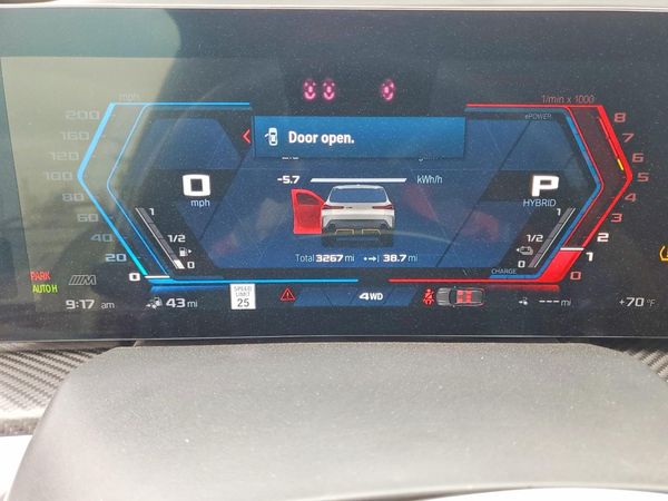 2025 BMW XM