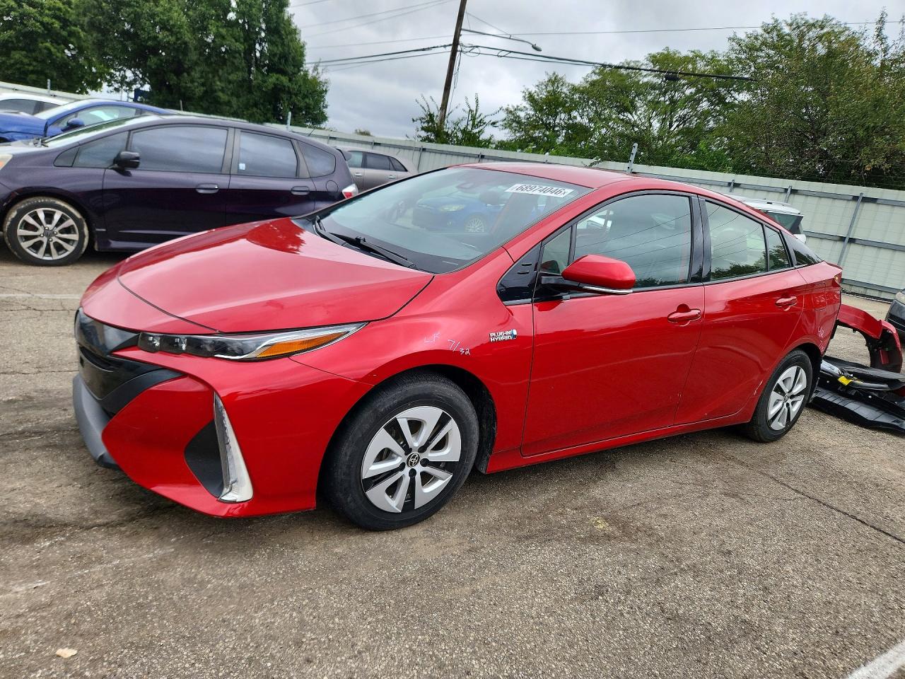 2020 TOYOTA PRIUS — Front 3/4