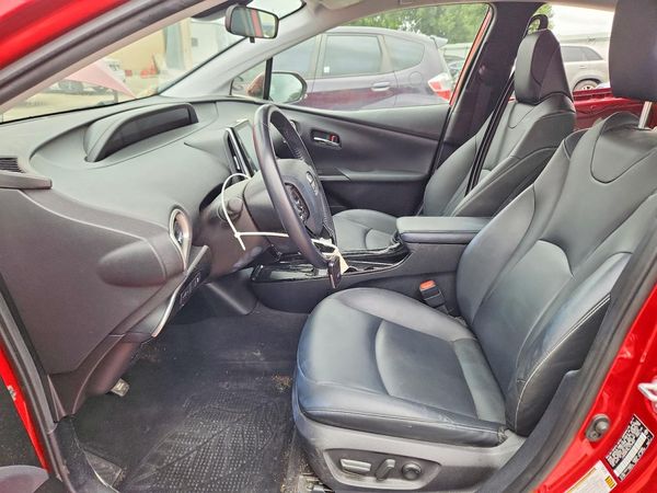 2020 TOYOTA PRIUS — DENT