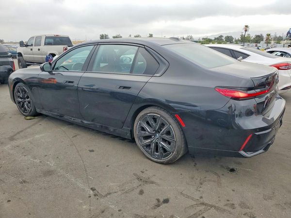 2024 BMW 740