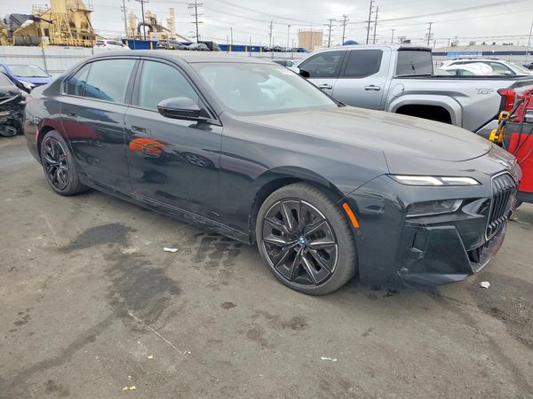 2024 BMW 740
