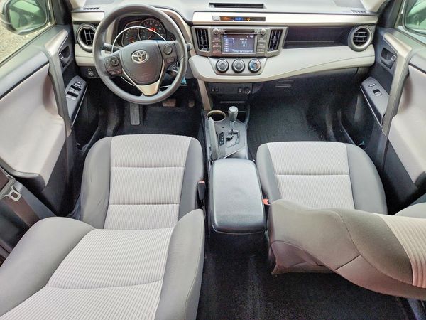 2015 TOYOTA RAV4 LE (X Grade) — CKPT