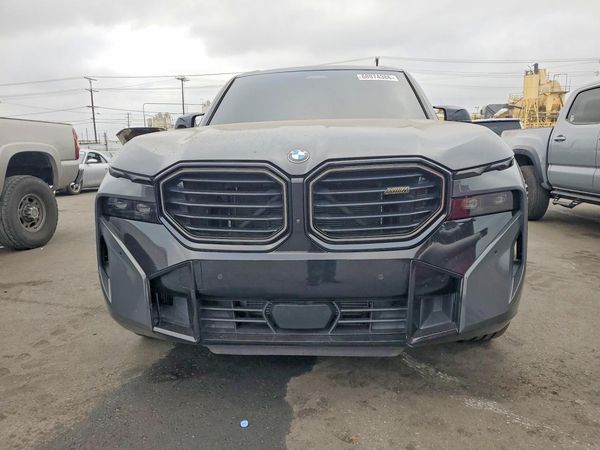 2024 BMW XM