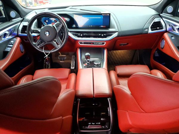 2024 BMW XM