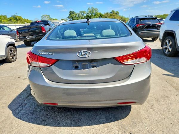 2013 HYUNDAI ELANTRA — DIRR