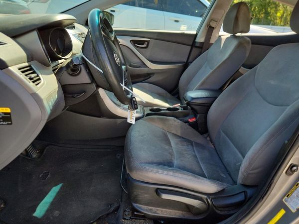 2013 HYUNDAI ELANTRA — DENT