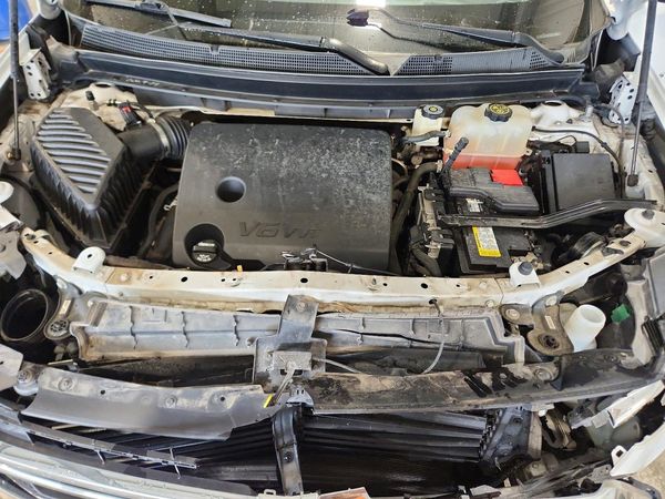 2018 CHEVROLET TRAVERSE LT — Engine bay