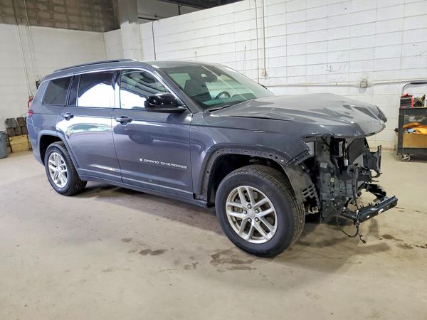 2025 JEEP GRAND CHEROKEE L LAREDO 4X4