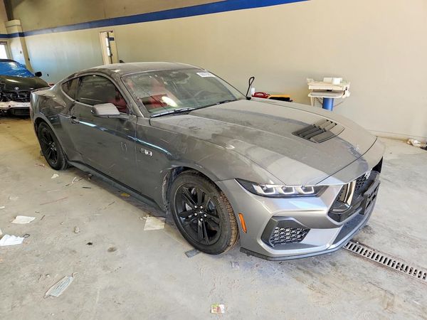 2025 FORD MUSTANG GT — Passenger 3/4