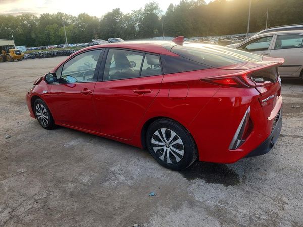 2020 TOYOTA PRIUS