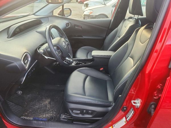 2020 TOYOTA PRIUS