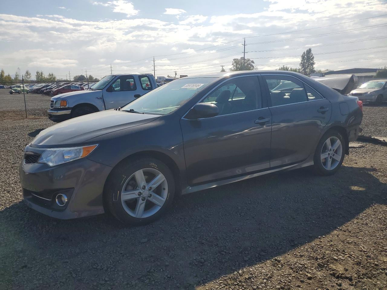 2012 TOYOTA CAMRY — Front 3/4
