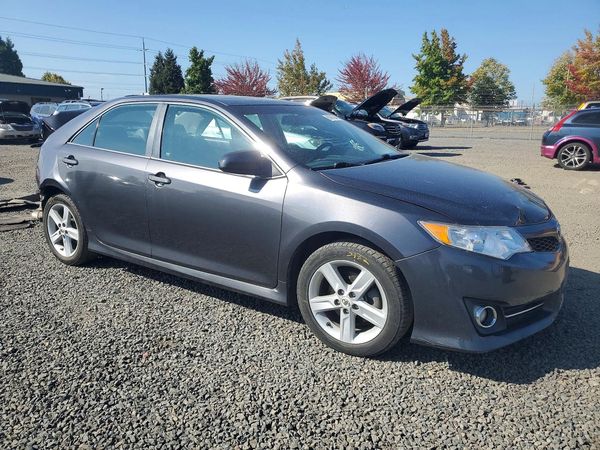 2012 TOYOTA CAMRY — Passenger 3/4