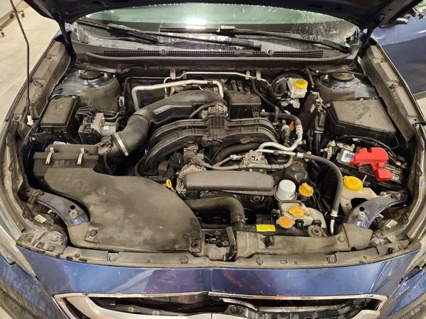 2021 SUBARU OUTBACK — Engine bay