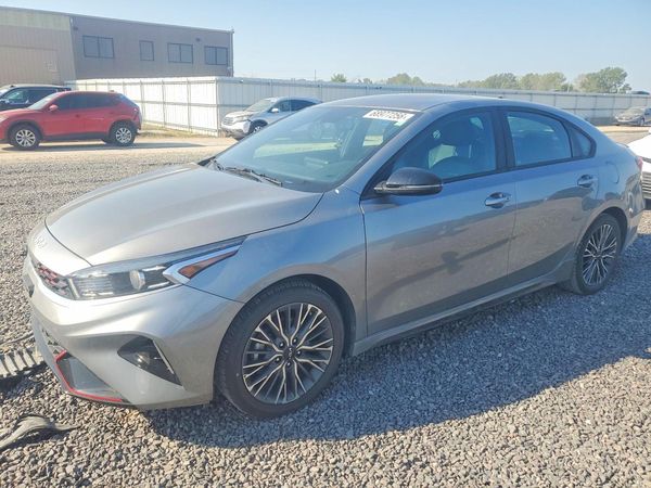 2024 KIA FORTE — Front 3/4