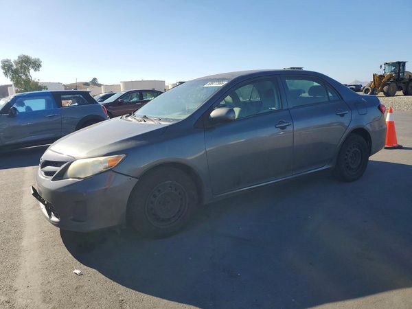 2013 TOYOTA COROLLA