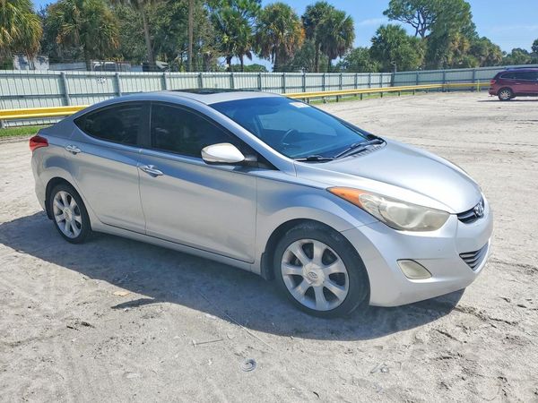 2012 HYUNDAI ELANTRA GLS(Middle grade) — Passenger 3/4