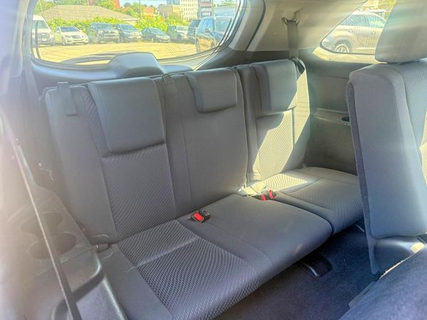 2019 TOYOTA HIGHLANDER LE/LE Plus