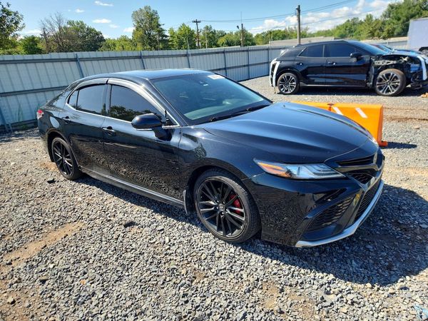 2022 TOYOTA CAMRY XSE