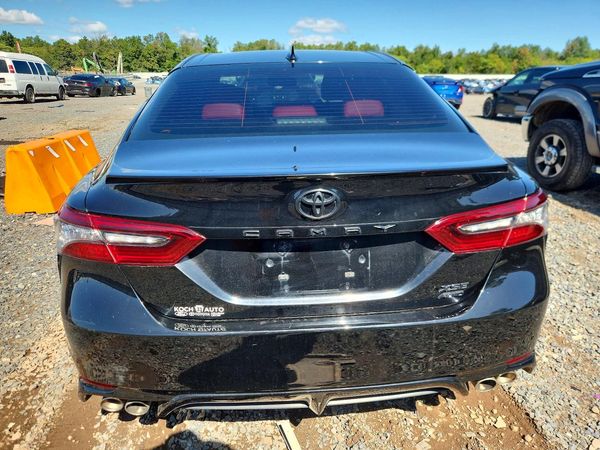 2022 TOYOTA CAMRY XSE