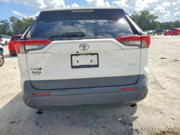 2021 TOYOTA RAV4 XLE — DIRR