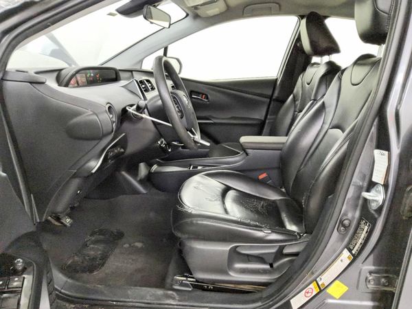 2021 TOYOTA PRIUS — DENT