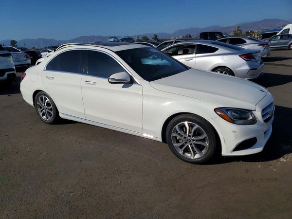 2018 MERCEDES-BENZ C C300