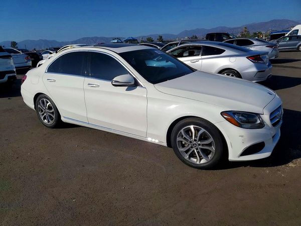 2018 MERCEDES-BENZ C C300