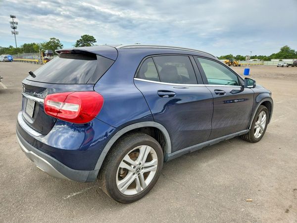 2018 MERCEDES-BENZ GLA GLA250-4M