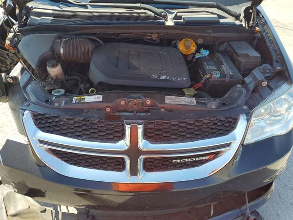 2017 DODGE GRAND CARAVAN — Engine bay