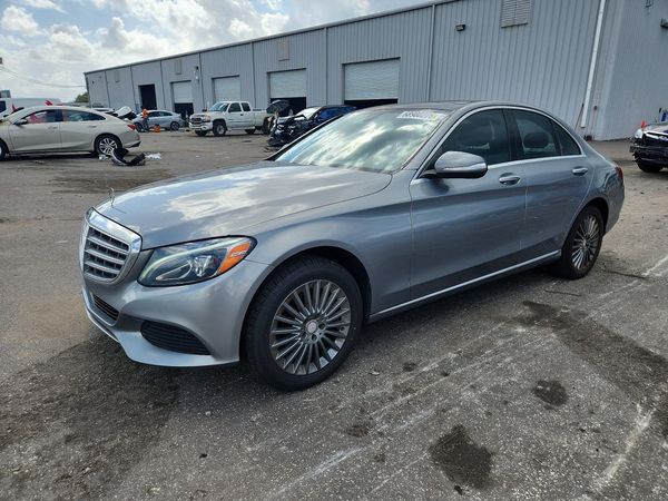 2015 MERCEDES-BENZ C