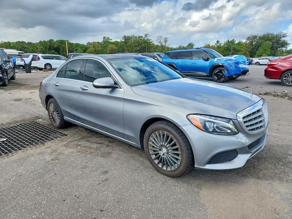 2015 MERCEDES-BENZ C 4-MATIC