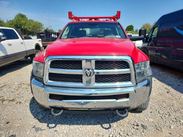 2015 RAM 5500 CREW CAB CHASSIS